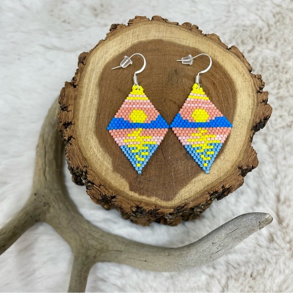 Beaded Sunset Earrings - Picture 1 of 6